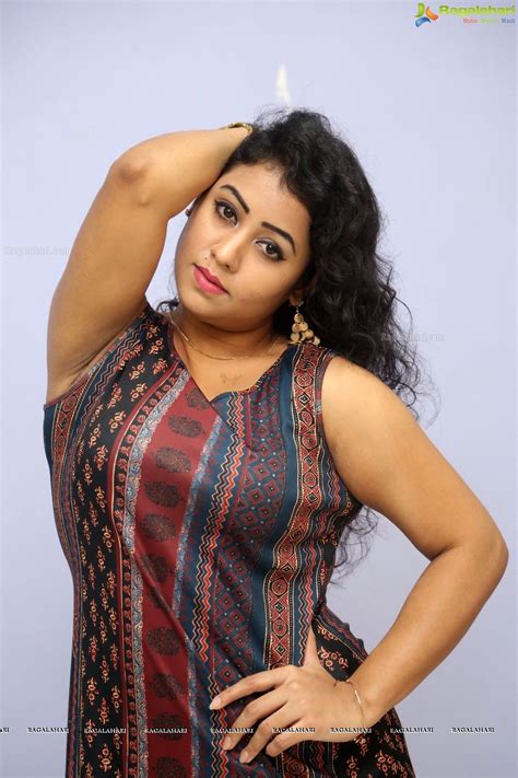 deshi hot2